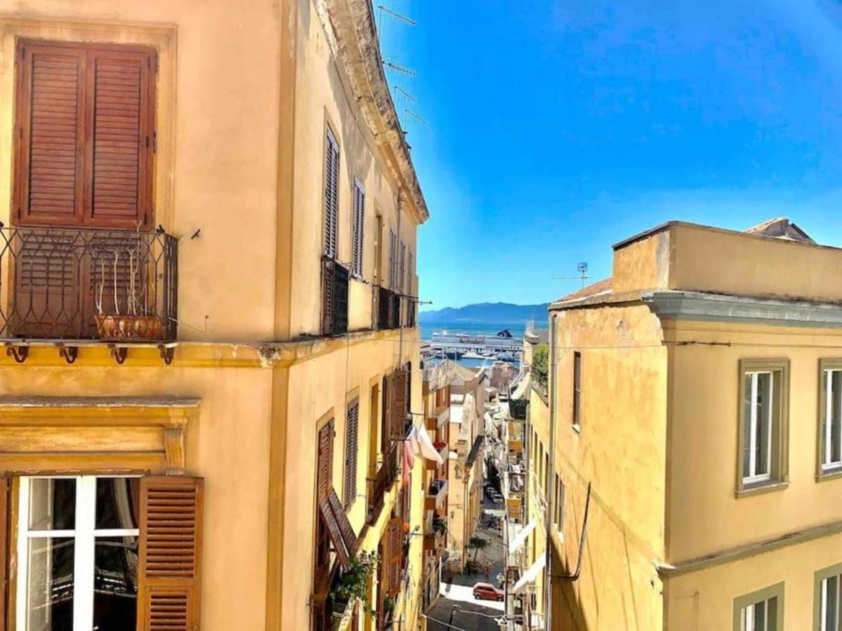 Apartamento Centro Con Vista Sul Porto Cagliari